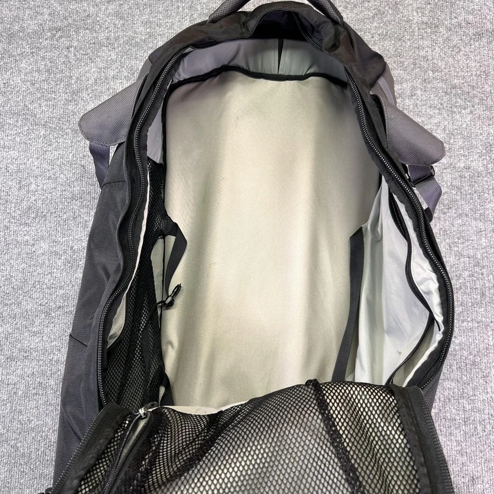 Osprey Meridian Rolling Carry On Bag Black Travel Luggage Suitcase Wheels 28